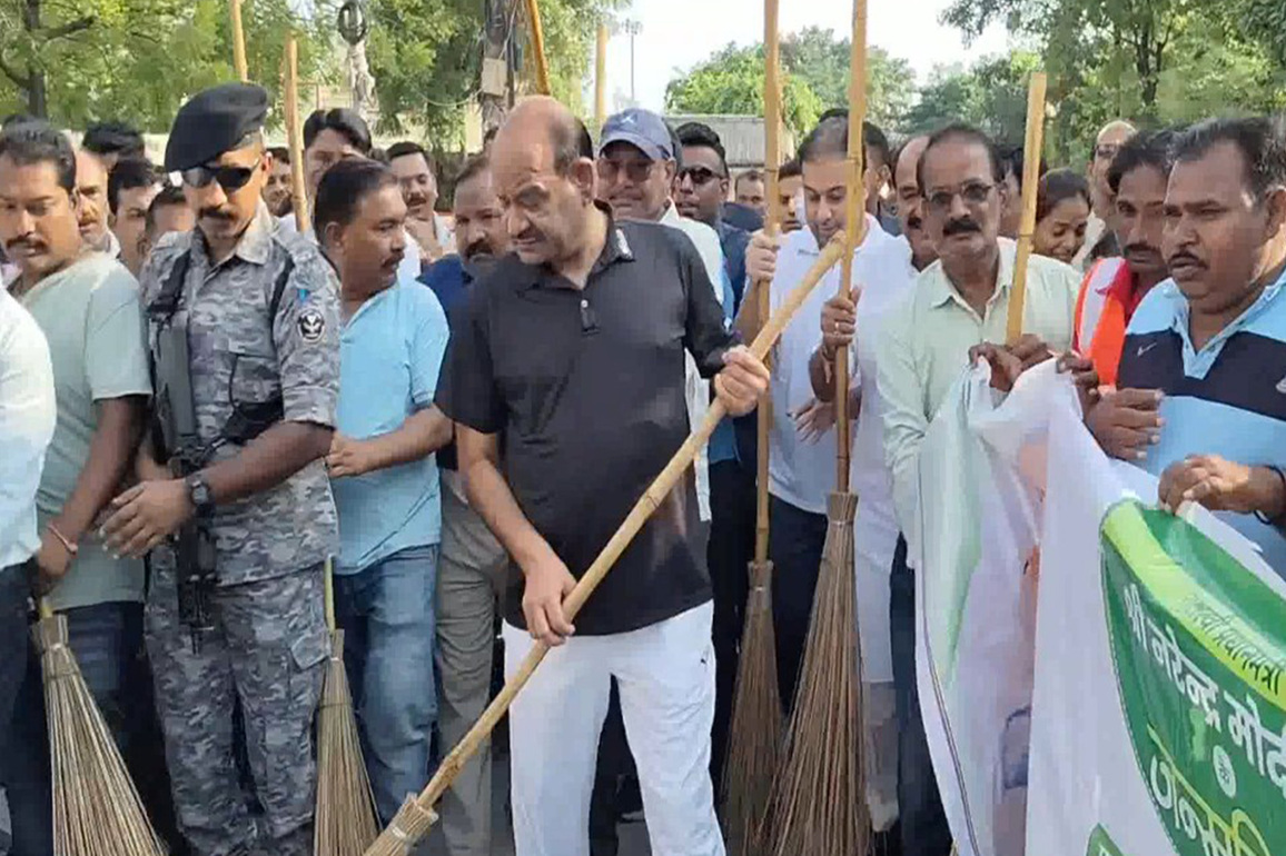 Lok Sabha Speaker Om Birla participates in cleanliness drive in Kota on PM Modi's 75th birthday