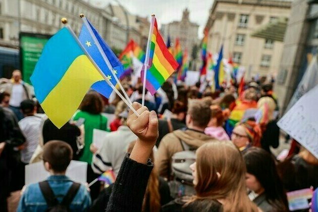 Kiev court sidesteps national ban on gay marriage  media