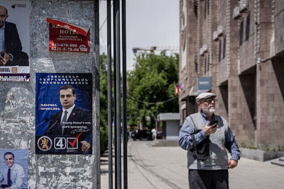 Polls open in pivotal Armenian election