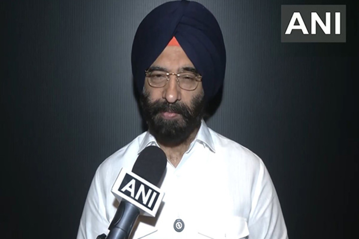 Delhi Environment Minister Manjinder Sirsa reviews State Action Plan on Climate Change