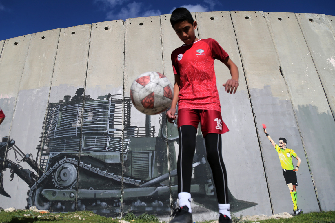 MIDEAST-WEST BANK-BETHLEHEM-FOOTBALL
