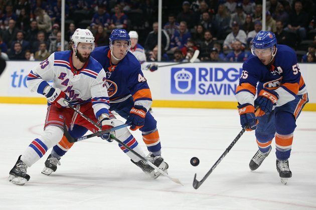 Islanders bid to snap home losing streak vs. Bruins