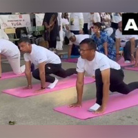 India's High Commissioner leads Yoga Day celebrations in London