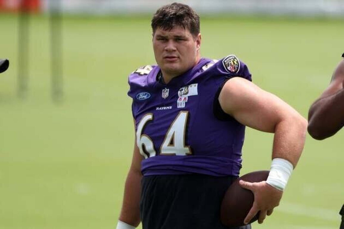 Reports: Raiders to sign C Tyler Linderbaum to massive $81M deal