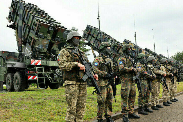 Ukraine looking to EU to bypass US weapons freeze  Politico