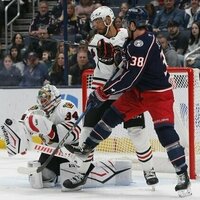 Blue Jackets claim 5-1 victory over listless Blackhawks