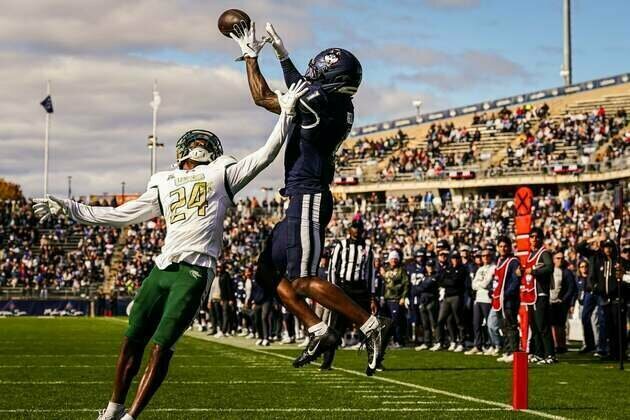 UConn's Skyler Bell joins big-name WRs as Biletnikoff finalist