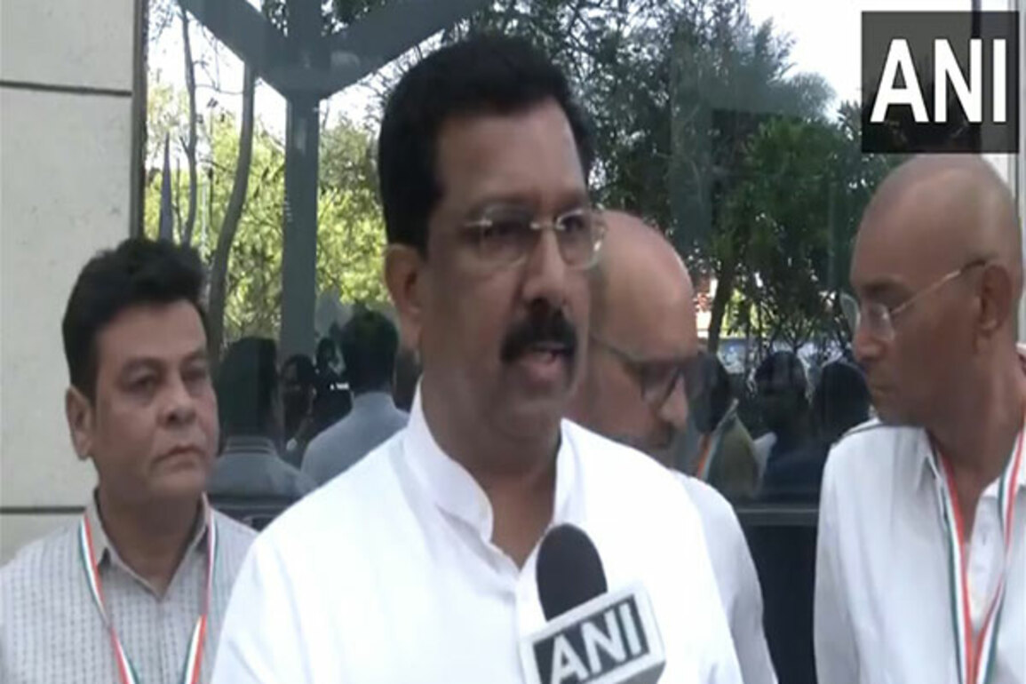 "Lies, completely fake": Congress' Syed Naseer Hussain attacks PM Modi