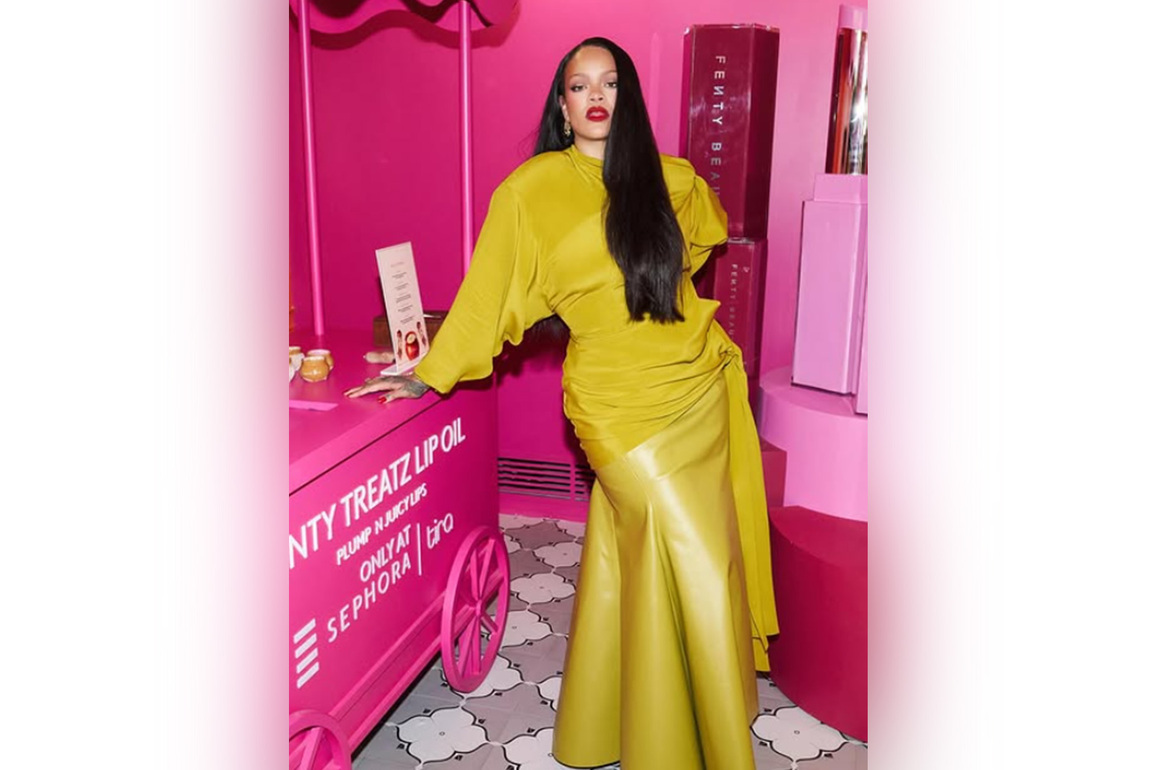 "Daydreaming about one of the most unforgettable experiences...": Rihanna revisits Mumbai diaries after Fenty Beauty launch event in India