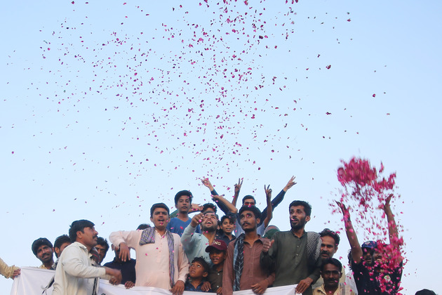 PAKISTAN-MULTAN-INDIA-CEASEFIRE-CELEBRATIONS