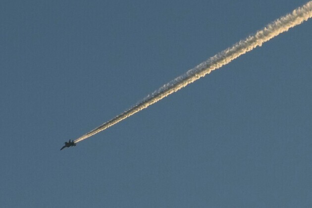 Taiwan detects 4 sorties of Chinese military aircraft, 6 vessels around itself