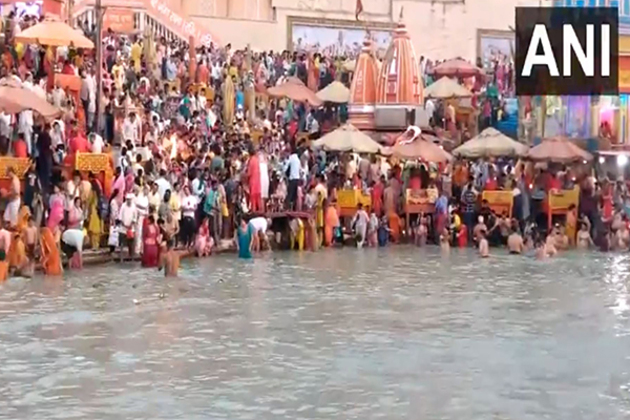 Haridwar: Devotees throng Har Ki Pauri on Nirjala Ekadashi for holy Ganga dip