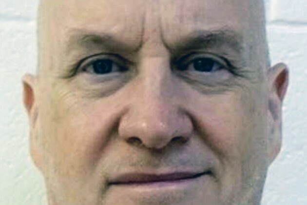 Former police chief, serving murder and rape sentences, escapes from Arkansas prison