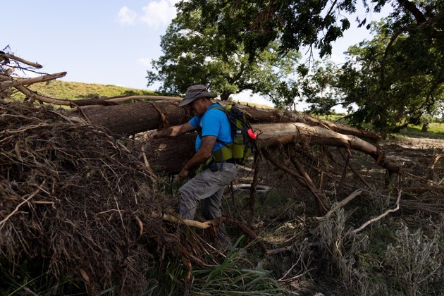 United Cajun Navy assists search and recovery efforts in Texas