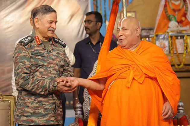 "Asked for Dakshina from him, I want PoK back." Jagadguru Rambhadracharya on his interaction with Army Chief