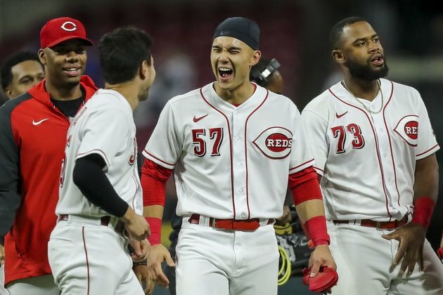 Reds, Cubs in search of one last win of season