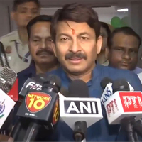 "Knows neither about democratic culture nor about country's culture": BJP's Manoj Tiwari hits back at Kharge over emergency remarks