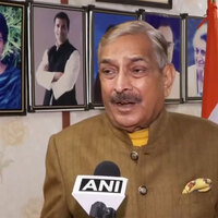 "People trapped in gas chamber, feeling suffocated": Congress MP Pramod Tiwari slams govt over Delhi air pollution