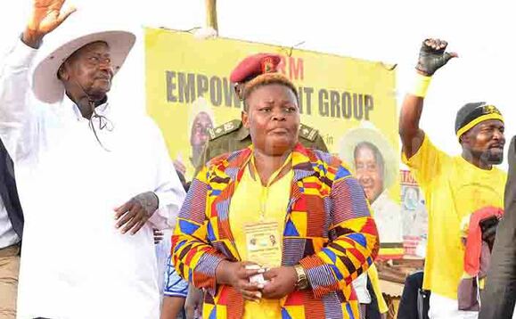 Catherine Kusasira ne Buthcher Man Catherine Kusasira ne Buthcher Man