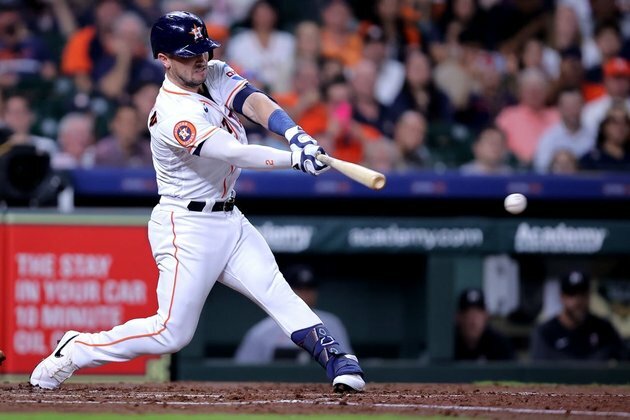 Alex Bregman, Chas McCormick help Astros even series with Twins