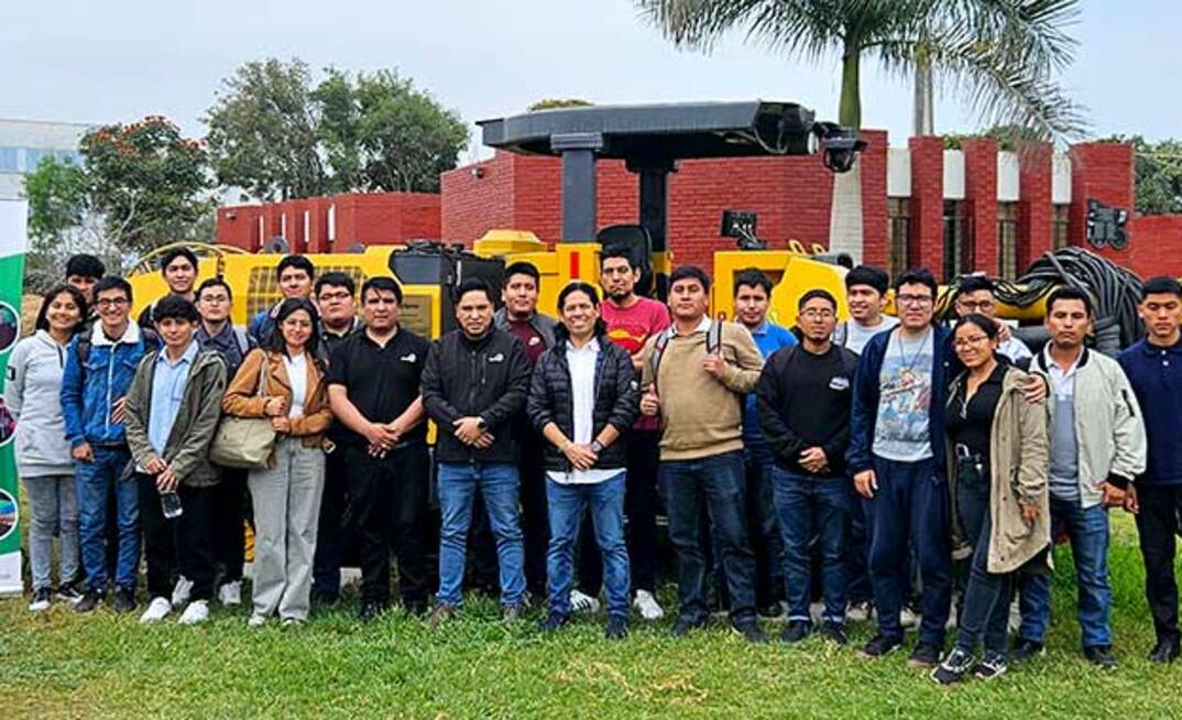  Students at Peru’s National University of San Marcos gained a familiarity with technologies used in the mining industry thanks to a partnership with Maptek