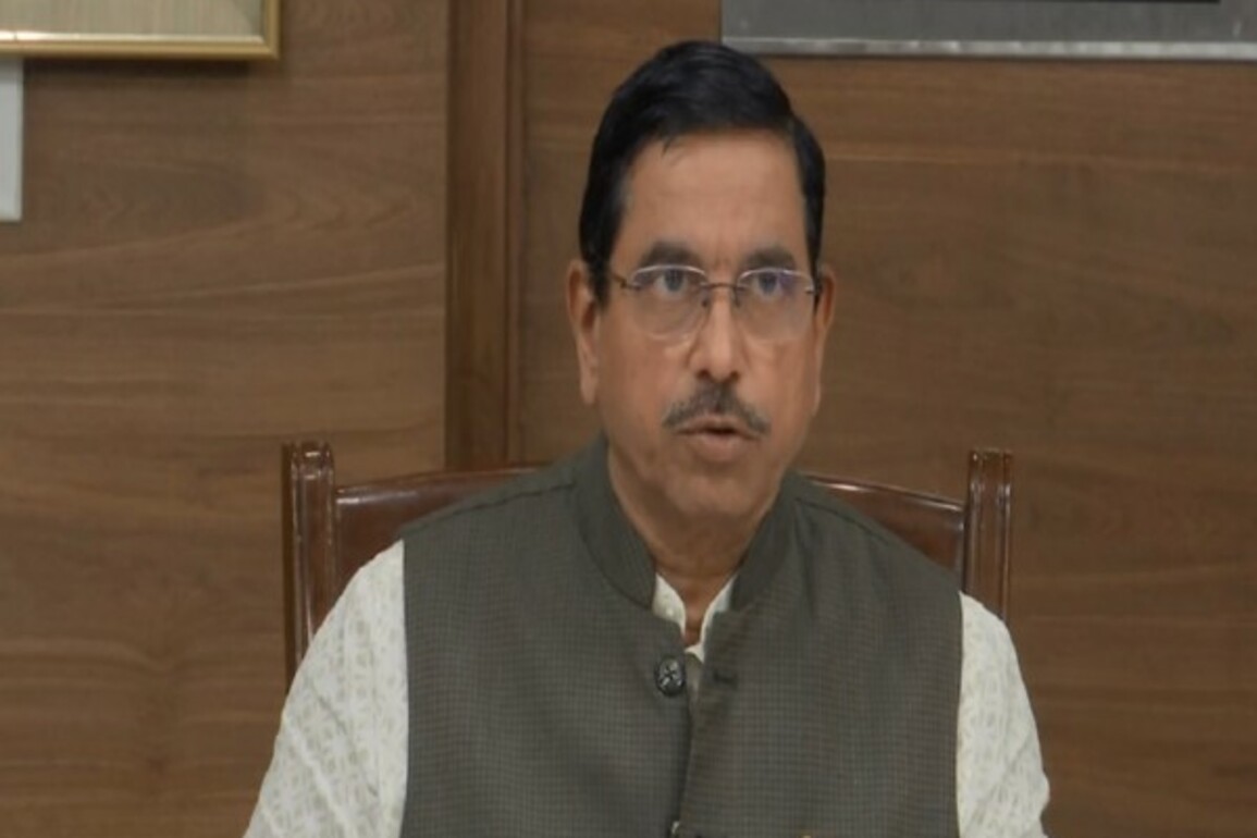 Pralhad Joshi highlights India's "significant growth" in renewable energy sector