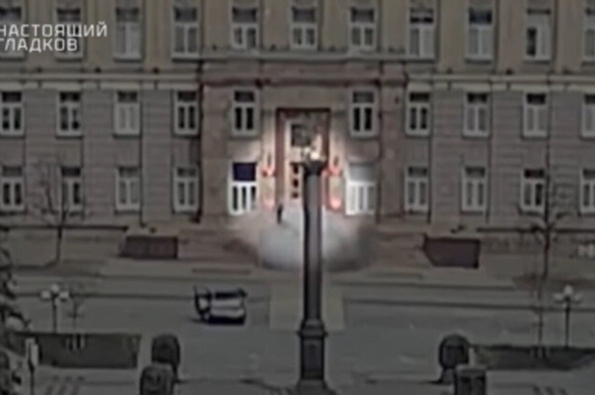 Ukrainian drone targets governor's office in Russia (VIDEO)