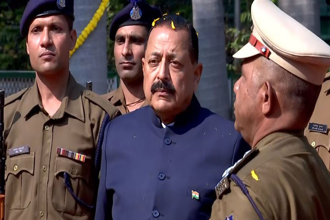 Union Minister Jitendra Singh extends greetings to nation on 77th Republic Day