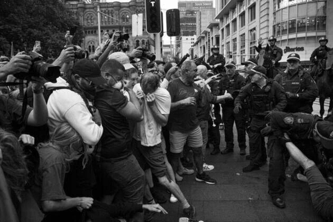 Australia: Excessive Force Used Against Herzog Protesters