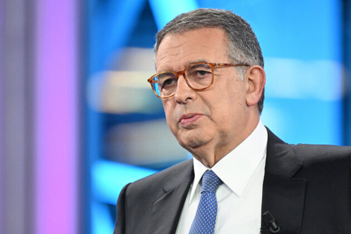 President Xi sends congratulations to Portugal's new president Seguro