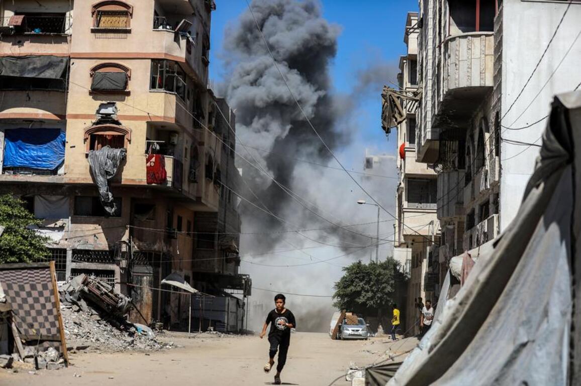 Dozens killed as Israel mounts major ground offensive in Gaza City