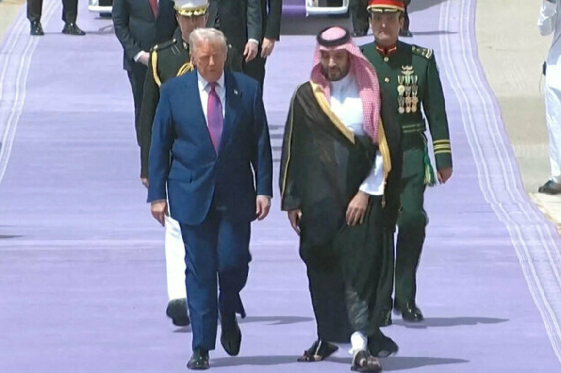 US President arrives in Riyadh, welcomed by Saudi Crown Prince