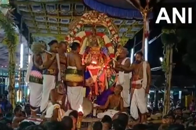 Tamil Nadu: Devotees throng Varadharaja Perumal Temple in Kanchipuram for Garuda Vahanam procession