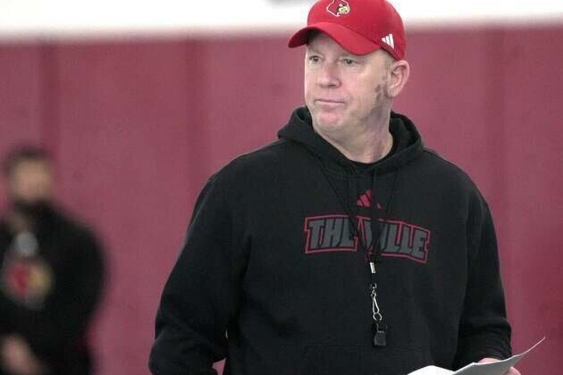 Louisville, Jeff Brohm reach 8-year, $64.8M extension