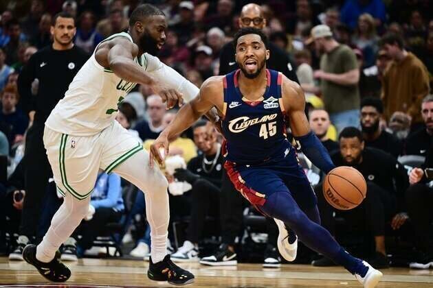 Donovan Mitchell, Cavaliers take aim at undermanned 76ers