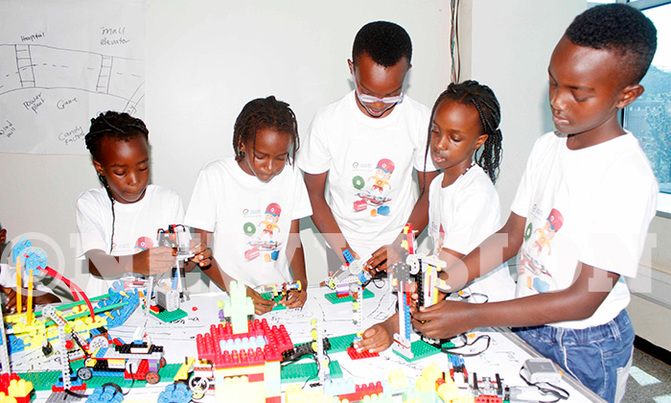 Gov't pledges to equip pupils with ICT skills Gov't pledges to equip pupils with ICT skills