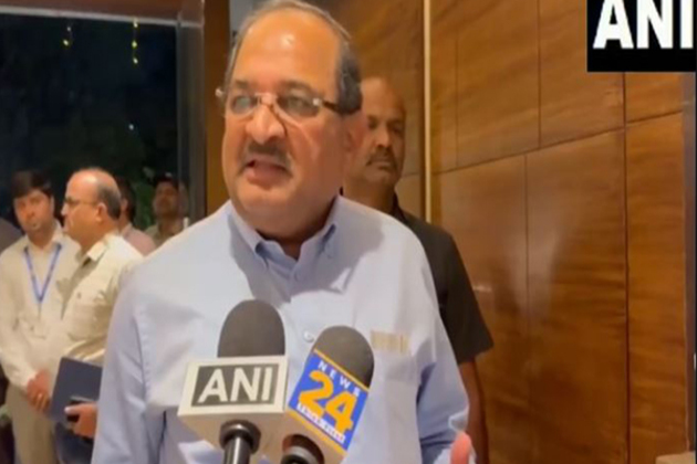"I agree with him, and those who speak for publicity is not right": Radhakrishna Vikhe Patil backs Ajit Pawar