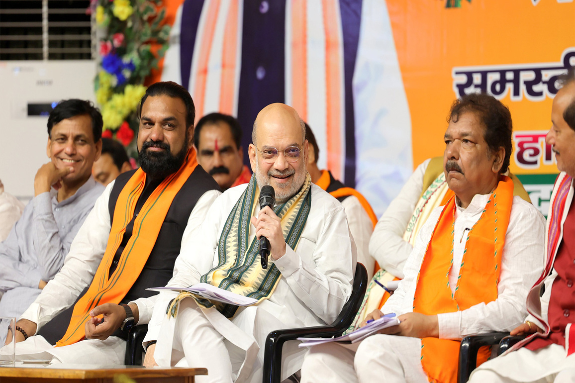 Amit Shah holds meeting with BJP workers from Mithila, Tirhut regions, calls for grassroots push to fulfil "Developed Bihar" mission