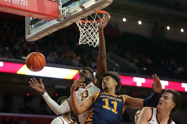 No. 16 Southern California looks to rebound, faces Brown