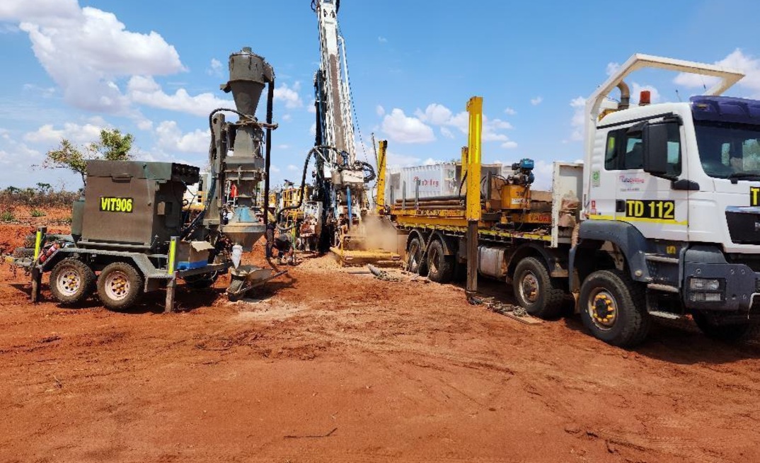 The rig at Inca's Frewena Fable tenement