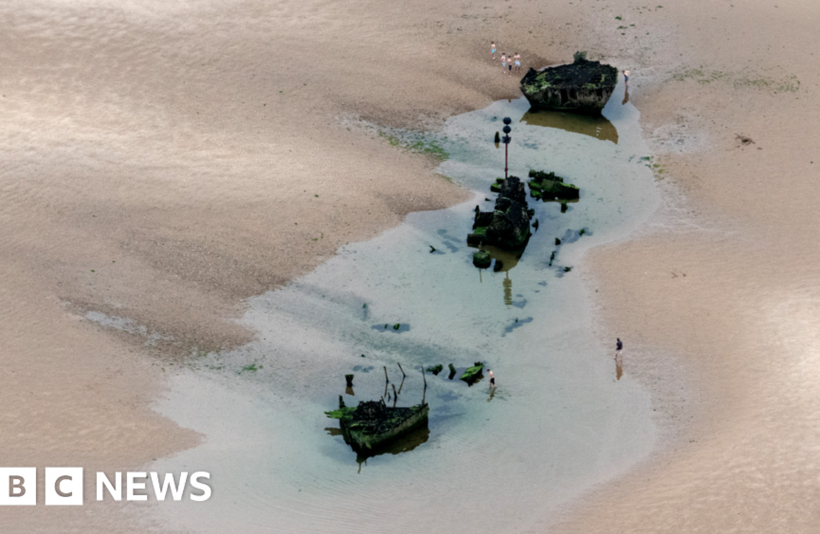 Why is it so dangerous to visit Brancaster shipwreck&quest;
