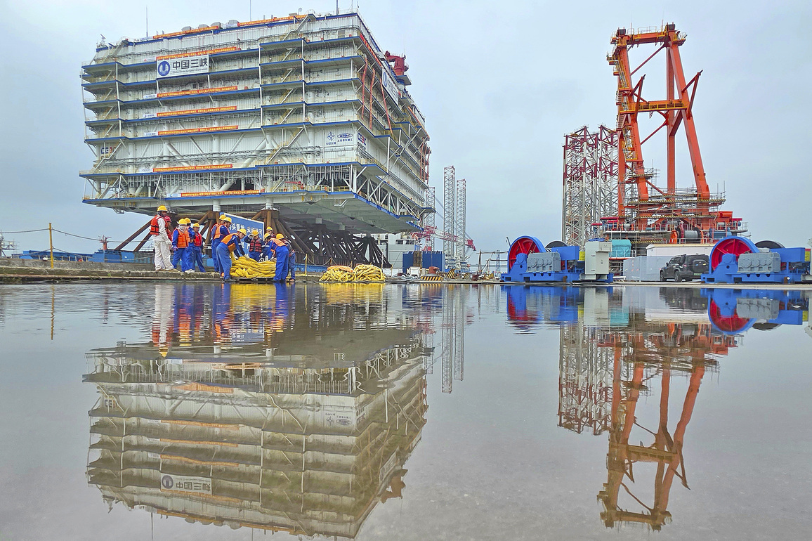 CHINA-JIANGSU-NANTONG-WORLD'S LARGEST OFFSHORE CONVERTER STATION (CN)