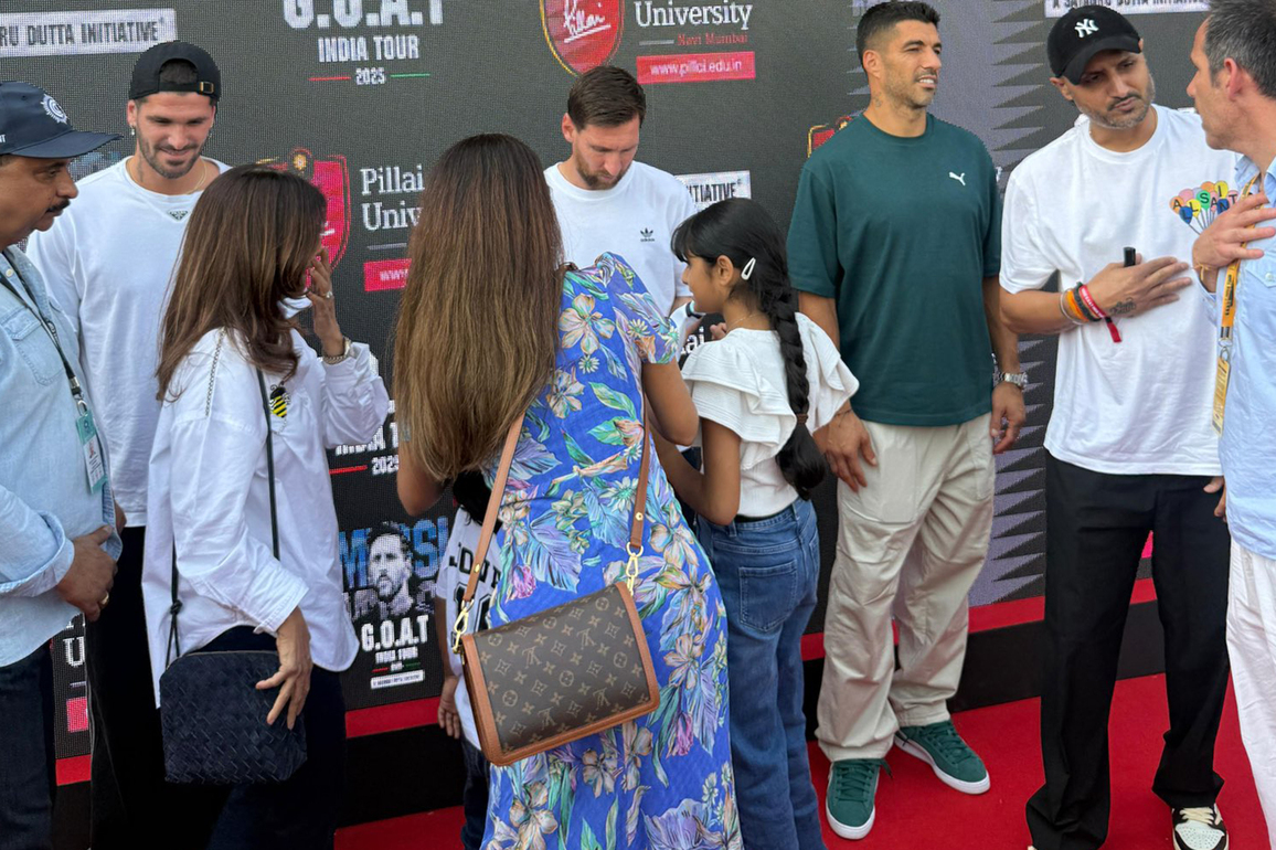 "One and only GOAT": Harbhajan Singh delighted after meeting Lionel Messi in Mumbai