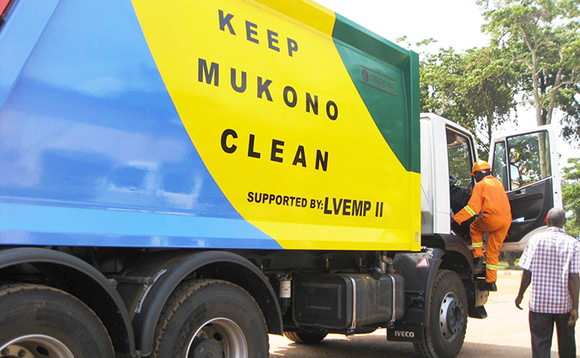 Ekimotoka ekiyoola kasasiro ekyaweereddwa ab'e Mukono Ekimotoka ekiyoola kasasiro ekyaweereddwa ab'e Mukono