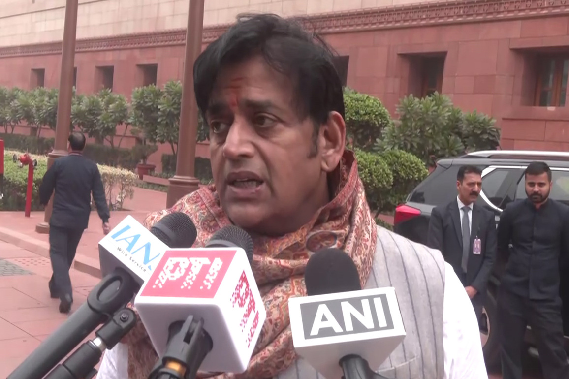 BJP Lok Sabha MP Ravi Kishan mourns demise of "Baramati ka Raja" Ajit Pawar