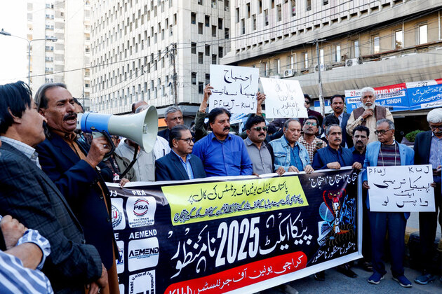 2025 a "bleak year" for press freedom in Pakistan, says watchdog