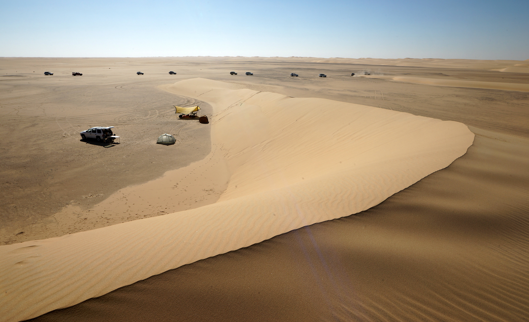 Sand dune and sabkha in Saudi Arabia. Photo: Scottish Traveller