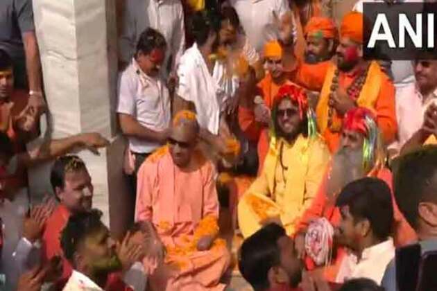 UP CM Yogi Adityanath celebrates Holi at Gorakhnath temple, joins devotees in festivities