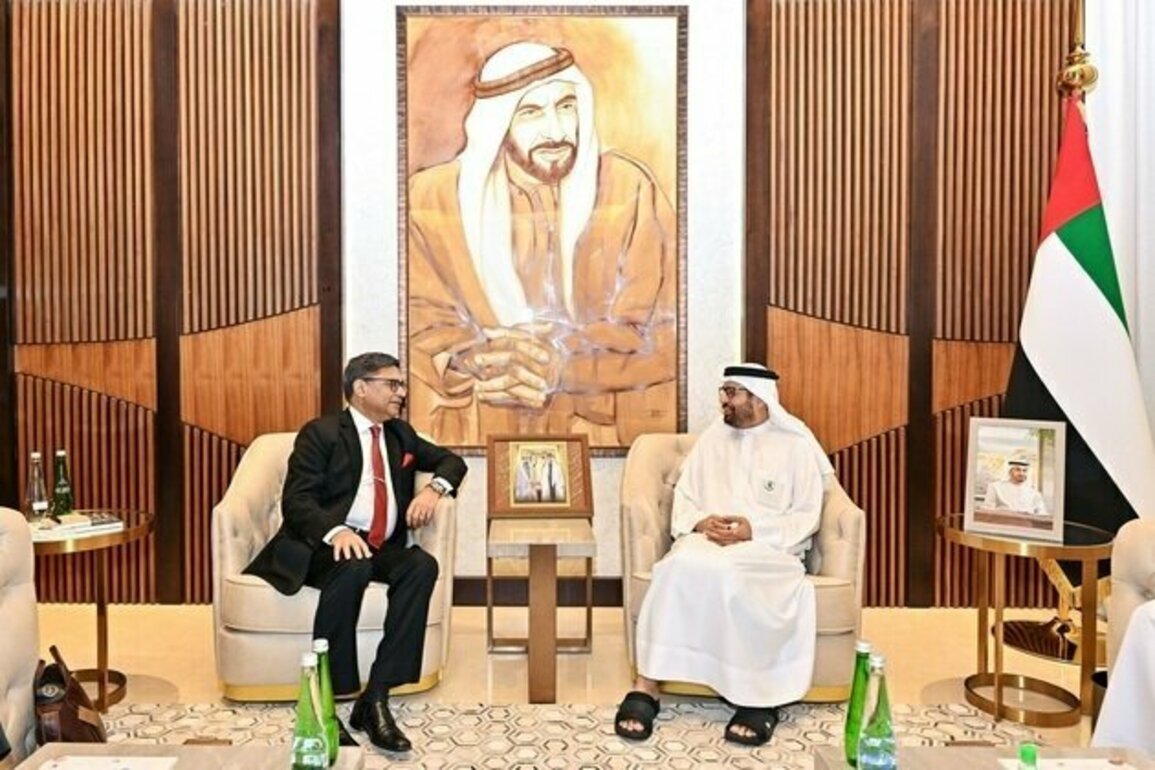 Ali Al Nuaimi receives Indian Foreign Secretary in Abu Dhabi