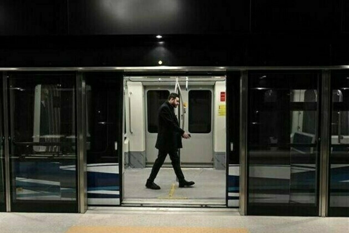 Ferries, Trains Halted As Greece Strikes over Working Hours
